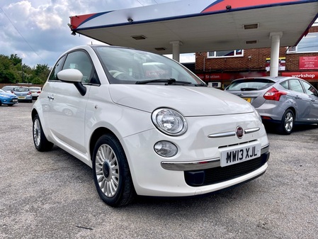 FIAT 500 LOUNGE + FULL UP TO DATE SERVICE HISTORY