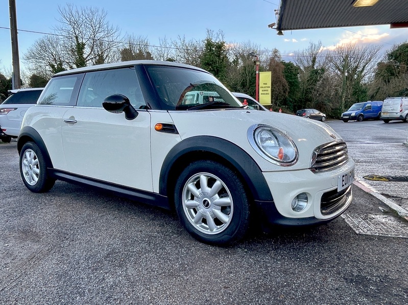 MINI HATCH ONE LOW MILEAGE - FULL MAIN DEALER SERVICE HISTORY